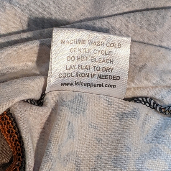 Isle Apparel Off Shoulder Patchwork Dress, Medium - Picture 4 of 8